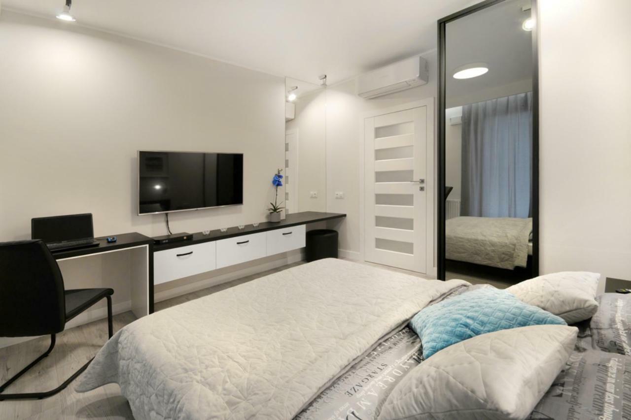 Bulwary Wislane P&O Serviced Apartments With Ac Warszawa Zewnętrze zdjęcie
