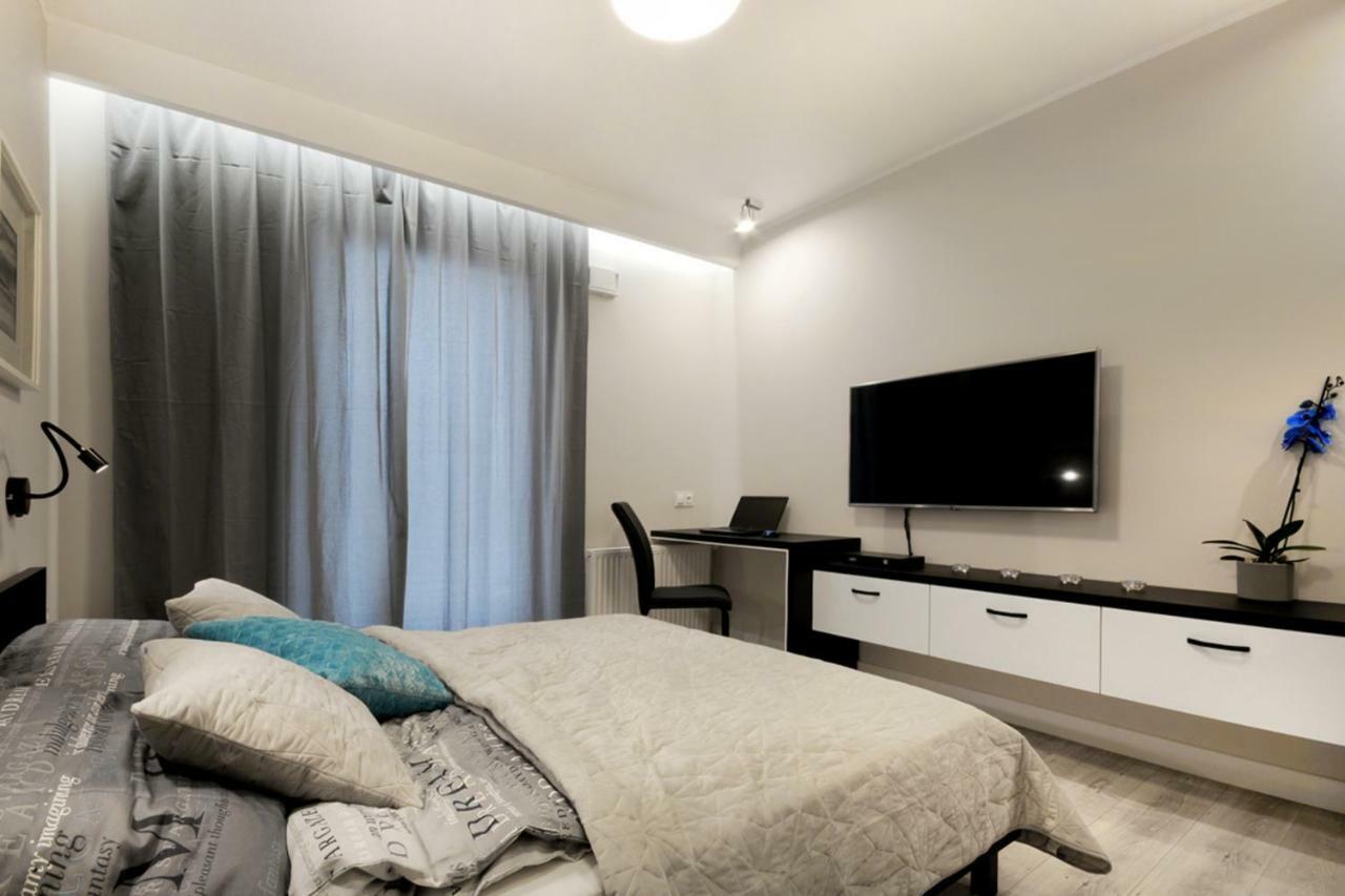 Bulwary Wislane P&O Serviced Apartments With Ac Warszawa Zewnętrze zdjęcie